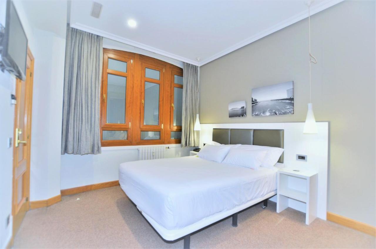 Pension Alemana San Sebastian Exterior photo