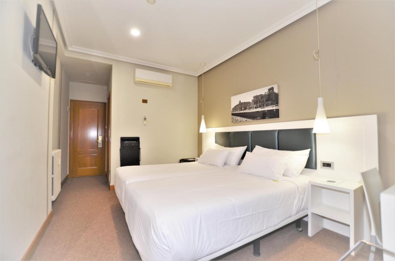 Pension Alemana San Sebastian Exterior photo