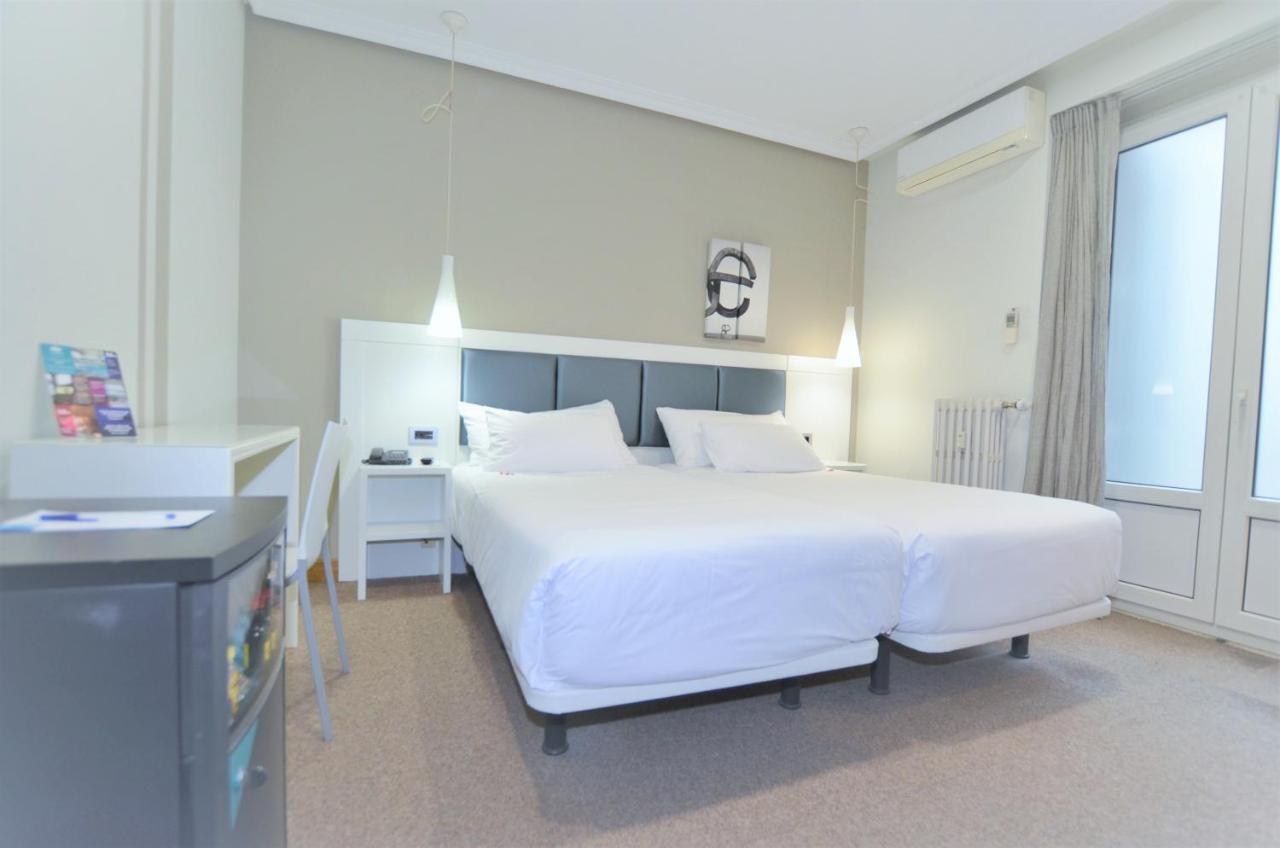 Pension Alemana San Sebastian Exterior photo